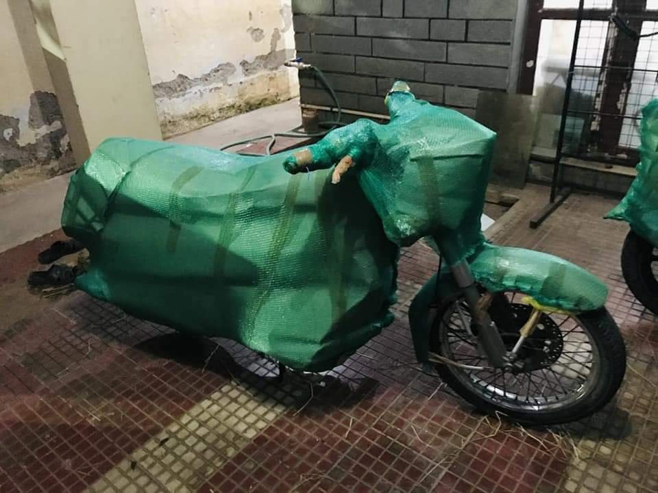 Car and Bike Transportation Service in Vasundhara